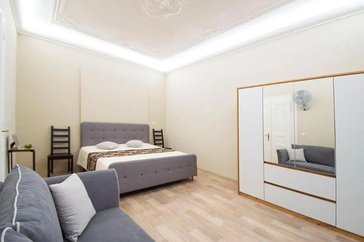 Navratilova Apartment Prague